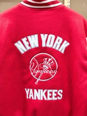 2073 - Áo Bomber New Era Nỉ Varsity NY New York Yankee Đỏ Tay Trắng [HÀNG CHÍNH HÃNG]