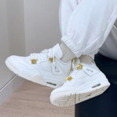 1674 - Giày Nike Air Jordan 4 Sail Metallic Gold - AQ9129 170 [HÀNG CHÍNH HÃNG]
