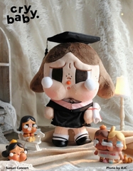 1589 - Crybaby Sunset Concert - Crybaby Tốt Nghiệp Plush Doll 30cm 6941848294791 [HÀNG CHÍNH HÃNG]