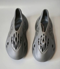 1974 - Giày Adidas Yeezy Foam RNR Carbon IG5349 [HÀNG CHÍNH HÃNG]