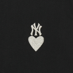 1024 -  Áo MLB Heart Small Logo New York Yankees Black - Trái Tim Đen - Code 3ATSH0143 50BKS [HÀNG CHÍNH HÃNG]
