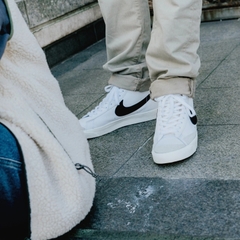 1739 - Giày Nike Blazer Mid ’77 Vintage ‘White Black’ BQ6806-100 [HÀNG CHÍNH HÃNG]