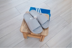 1667 - Dép Adidas Adilette Lumia Silver Metallic JP9581 - Xám Nhạt [HÀNG CHÍNH HÃNG]