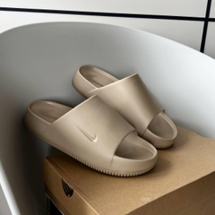 1829 - Dép Nike Calm Slide Khaki FD4116-201 [HÀNG CHÍNH HÃNG]