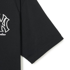 632 -  Áo MLB NY Mega Logo - Đen - Code 3ATSB0343 50BKS [HÀNG CHÍNH HÃNG]