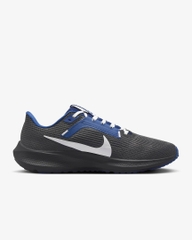 821 -  Giày Air Zoom Pegasus 40 ‘Indianapolis Colts’ - DZ5993-001 [HÀNG CHÍNH HÃNG]