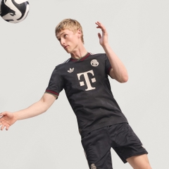 1766 - Áo Adidas FC Bayern Áo Đấu Thứ Ba Mùa Giải 25/26 Black Halo Ivory KE6801 [HÀNG CHÍNH HÃNG]