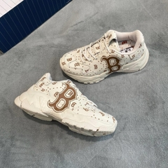 589 -  Giày MLB Bigball CHUNKY Saffiano Dia Monogram BOSTON REDSOX - 3ASHMS13N-43BGS [HÀNG CHÍNH HÃNG]
