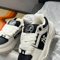 574  -  Giày MLB Chunky Liner Wide New York Yankees Black - Code 3ASXCLW4N 50BKS [HÀNG CHÍNH HÃNG]