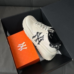 569  -  Giày MLB Korea Chunky Runner Classic Monogram New York Yankees Black - 3ASHCRM3N-50BKS [HÀNG CHÍNH HÃNG]