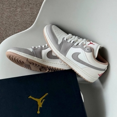 1871 - Giày Nike Air Jordan 1 Low 'Red College Grey' 553558-169 [HÀNG CHÍNH HÃNG]