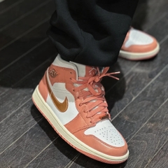 1694 - Giày Nike Air Jordan 1 Mid SE Red Stardust FB9892-670 [HÀNG CHÍNH HÃNG]