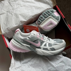 1821 - Giày Nike V2K Run Light Pumice Pink Foam HQ4046-001 [HÀNG CHÍNH HÃNG]