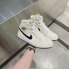319 -  Giày Nike Jordan 1 MID COCONUT MILK BQ6472 121 [HÀNG CHÍNH HÃNG]
