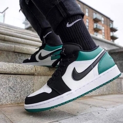 728 -  Giày Nike Air Jordan 1 Low GS Mystic Green 553560 113 [HÀNG CHÍNH HÃNG]