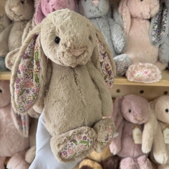 2181 - JellyCat Blossom Bunny Beige 'Petal' 31cm - Jellycat Blossom Cream Bunny Beige 'Petal' Medium 31cm [HÀNG CHÍNH HÃNG]