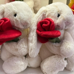 2112 - JellyCat Bunny Bashful Cream With Rose 31cm - Jellycat Bashful Cream Bunny with Rose Medium 31cm [HÀNG CHÍNH HÃNG]