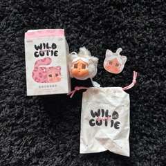 1583 - Crybaby Mèo Vanilla Cutie Wild but Cutie - Màu Trắng Camo [HÀNG CHÍNH HÃNG]
