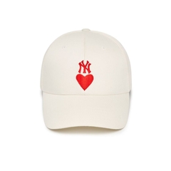 399 -  Nón MLB Unstructured Ball cap - Trắng Kem - Ny Trái Tim Đỏ [HÀNG CHÍNH HÃNG]