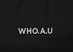 596 -  Túi Đeo Chéo Nữ WHOAU Padded Hobo Bag Ivory Màu Đen - WHBGD4V11A3999900 [HÀNG CHÍNH HÃNG]