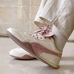 2764 - Giày Puma Bella Year Of The Horse Mist Rose Latte | 406665-01 [HÀNG CHÍNH HÃNG]