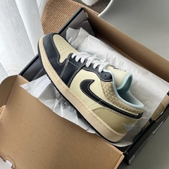 1377 - Giày Nike Air Jordan 1 Low SE Coconut Milk Black HQ3437-101 [HÀNG CHÍNH HÃNG]