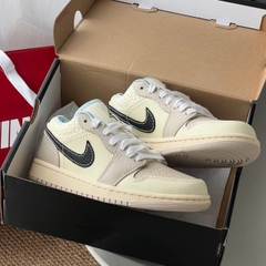1378 - Giày Nike Air Jordan 1 Low SE Sanddrift Glacier Blue HQ3440-101 [HÀNG CHÍNH HÃNG]