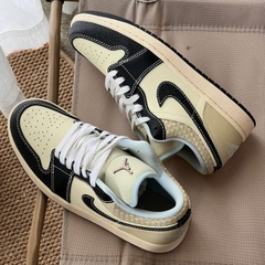 1377 - Giày Nike Air Jordan 1 Low SE Coconut Milk Black HQ3437-101 [HÀNG CHÍNH HÃNG]