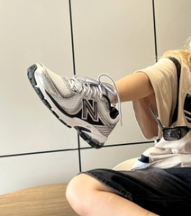 2090 - Giày New Balance 860v2 White Silver Black ML860XD [HÀNG CHÍNH HÃNG]