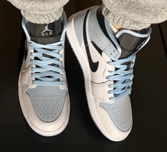 345 -  Giày Nike Air Jordan 1 Mid Ice Blue Nubuck DV1308 104 [HÀNG CHÍNH HÃNG]