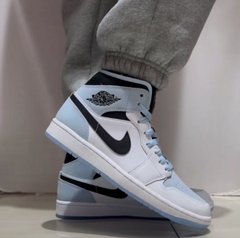 345 -  Giày Nike Air Jordan 1 Mid Ice Blue Nubuck DV1308 104 [HÀNG CHÍNH HÃNG]