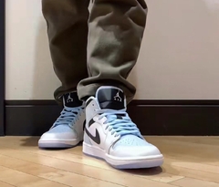 345 -  Giày Nike Air Jordan 1 Mid Ice Blue Nubuck DV1308 104 [HÀNG CHÍNH HÃNG]