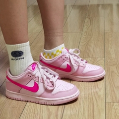 300 -  Giày Nike GS Dunk Low "Triple Pink" - DH9765-600 [HÀNG CHÍNH HÃNG]