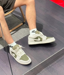 1999 - Giày Nike Air Jordan 1 Low SE Medium Olive Sail HV4089-201 [HÀNG CHÍNH HÃNG]