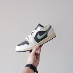 805 -  Giày Nike Air Jordan 1 Low Jade Smoke DC0774 001 [HÀNG CHÍNH HÃNG]