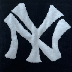 1984 - Áo Sweater New Era Knit NY Trắng Đen [HÀNG CHÍNH HÃNG]