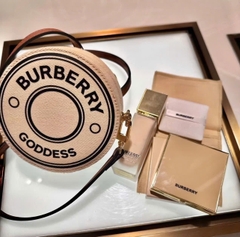 1966 - Túi Burberry Gift Goddess (Gift Hãng Tặng Khách) [HÀNG CHÍNH HÃNG]