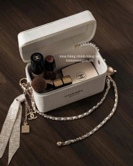 2218 - Túi Chanel Gift Beauty Vanity Chanel Beige (Gift Hãng Tặng Khách) [HÀNG CHÍNH HÃNG]
