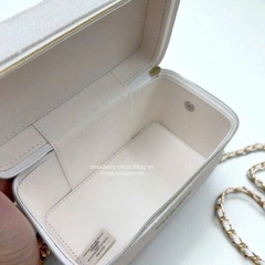 2218 - Túi Chanel Gift Beauty Vanity Chanel Beige (Gift Hãng Tặng Khách) [HÀNG CHÍNH HÃNG]