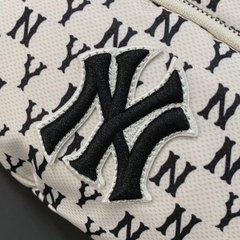 896 -  Túi MLB Monogram Hip Sack New York Yankees - Cream - Túi Bao Tử - Code 3AHSM012N-50CRD [HÀNG CHÍNH HÃNG]