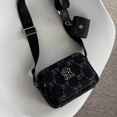 1696 - Túi MLB Monogram JQD New York Yankees Black 7ACRMDH5N-50BKS [HÀNG CHÍNH HÃNG]