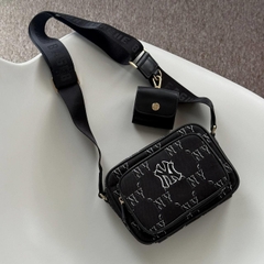 1696 - Túi MLB Monogram JQD New York Yankees Black 7ACRMDH5N-50BKS [HÀNG CHÍNH HÃNG]