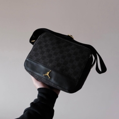 1987 - Túi Nike Jordan Monogram Black Limited Edition FJ6790-010 [HÀNG CHÍNH HÃNG]