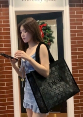 2063 - Túi Tote Dior Đen Gift (Gift Hãng Tặng Khách) [HÀNG CHÍNH HÃNG]