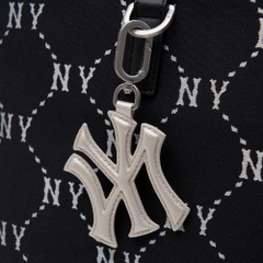 1102 -  Túi MLB Tote Diamond Monogram Jacquard New York Yankees ''Black'' - Code 3AORL014N 50BKS [HÀNG CHÍNH HÃNG]