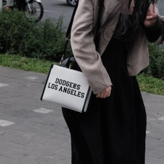 1135 - Túi MLB Korea Varsity Jacquard Tote Bag LA Dodgers Cream - Code 3AORS024N 07CRM [HÀNG CHÍNH HÃNG]