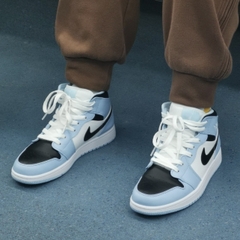 814 -  Giày Nike Air Jordan 1 Mid Ice Blue GS 555112 401 [HÀNG CHÍNH HÃNG]