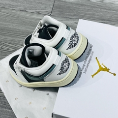 805 -  Giày Nike Air Jordan 1 Low Jade Smoke DC0774 001 [HÀNG CHÍNH HÃNG]