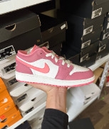 833 -  Giày Nike Air Jordan 1 Low GS Desert Berry 553560 616 [HÀNG CHÍNH HÃNG]