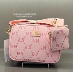 941 -  Túi MLB Monogram Jacquard New York Yankees - Hồng Pink - Code 7ACRMDA4 50PKL [HÀNG CHÍNH HÃNG]